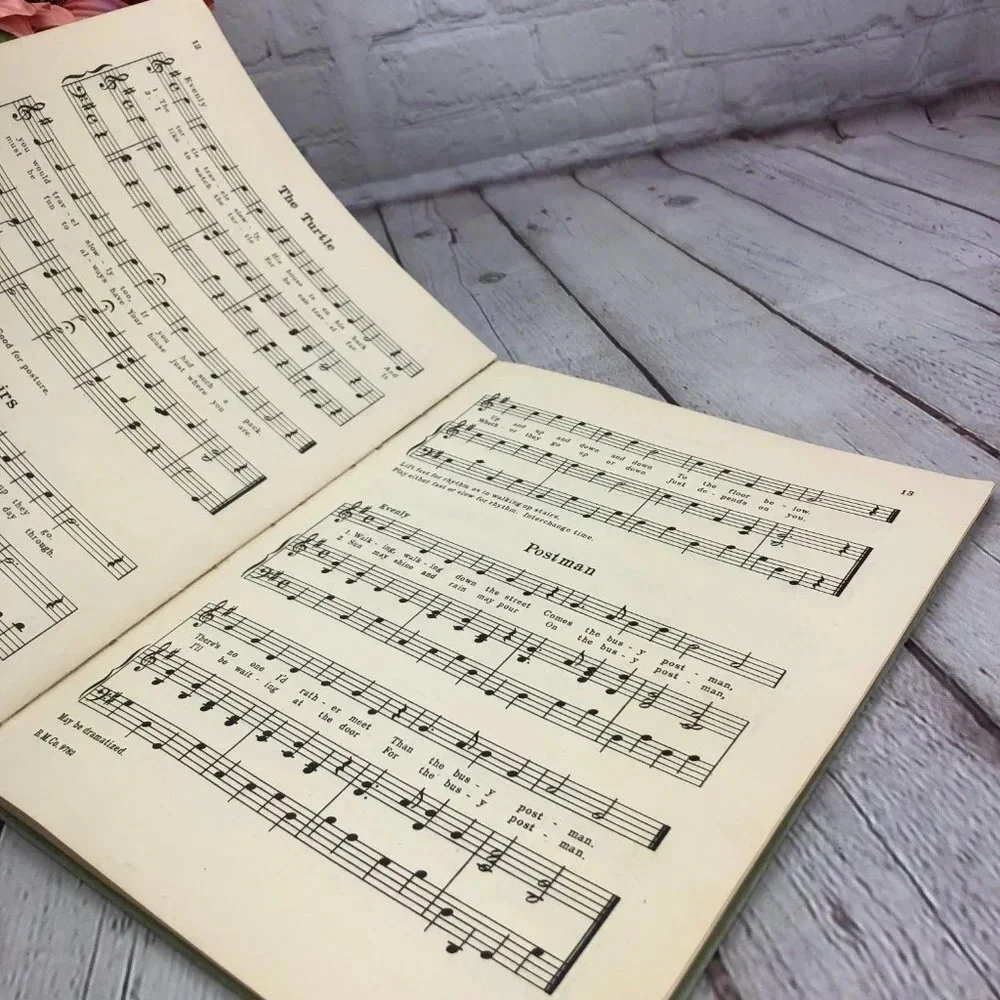 Vintage New Songs games book 1941